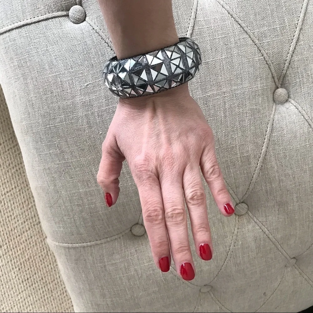 BOUTIQUE Vintage Art Deco Mirror Faceted Chunky Bangle Bracelet